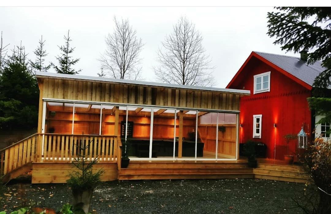 Lilla Laegenheten Vaestra Karstorp Aneby Exterior foto
